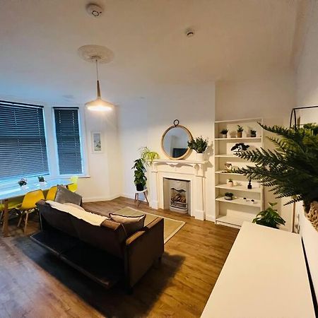 בלקפול Beautiful Space Stylish And Modern! Perfect Location מראה חיצוני תמונה